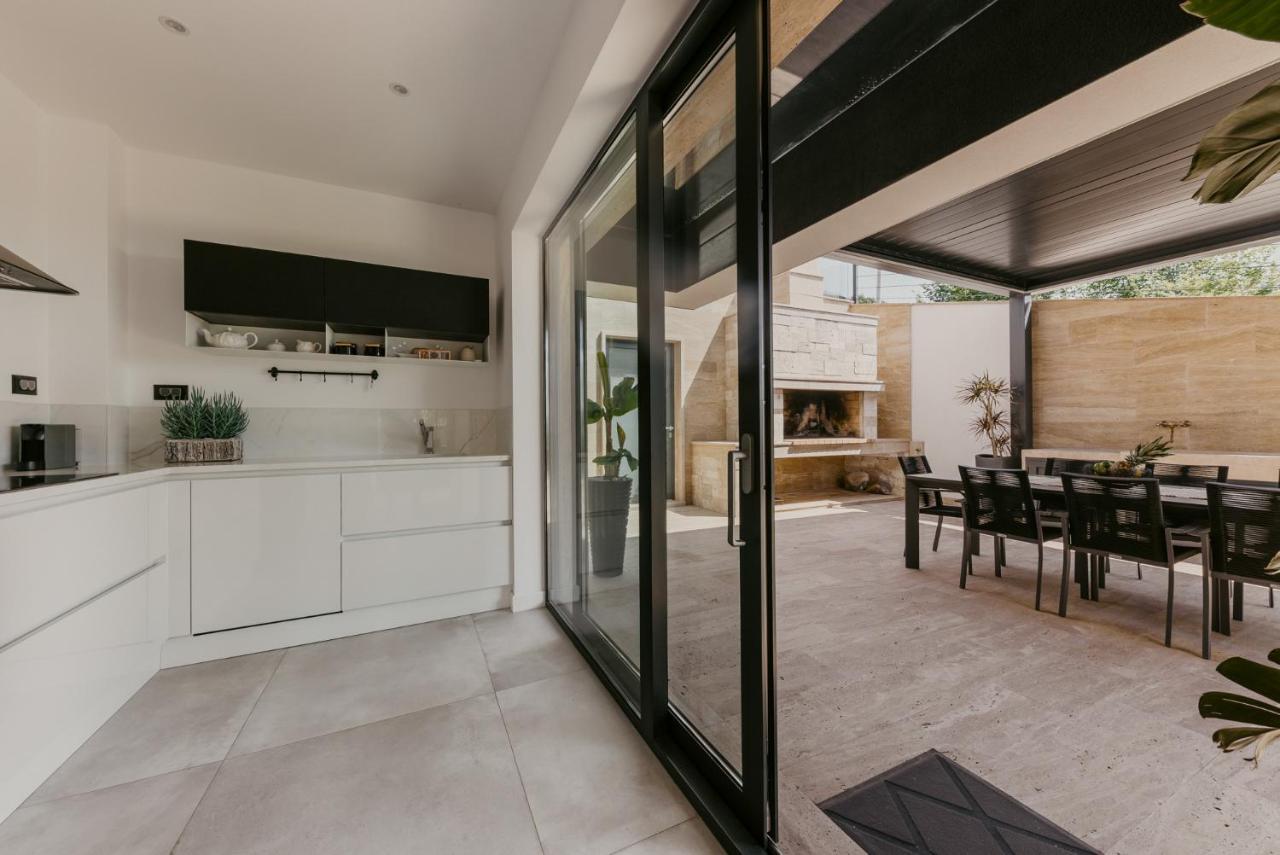 Villa Bloomhill Escape Trogir Exterior foto